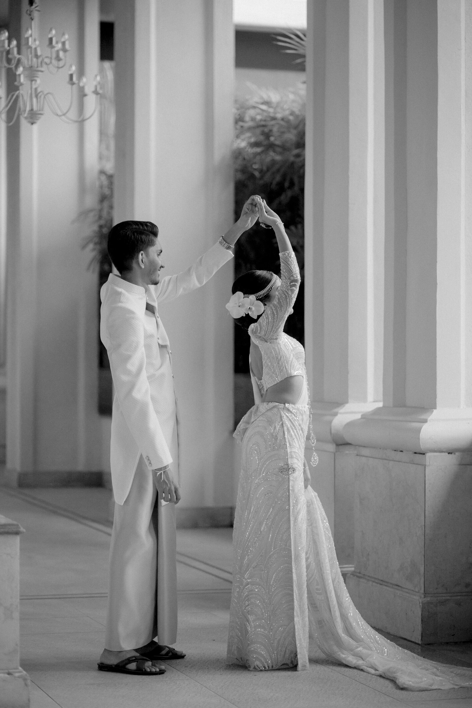 Dinuri & Akila selected story frame 8