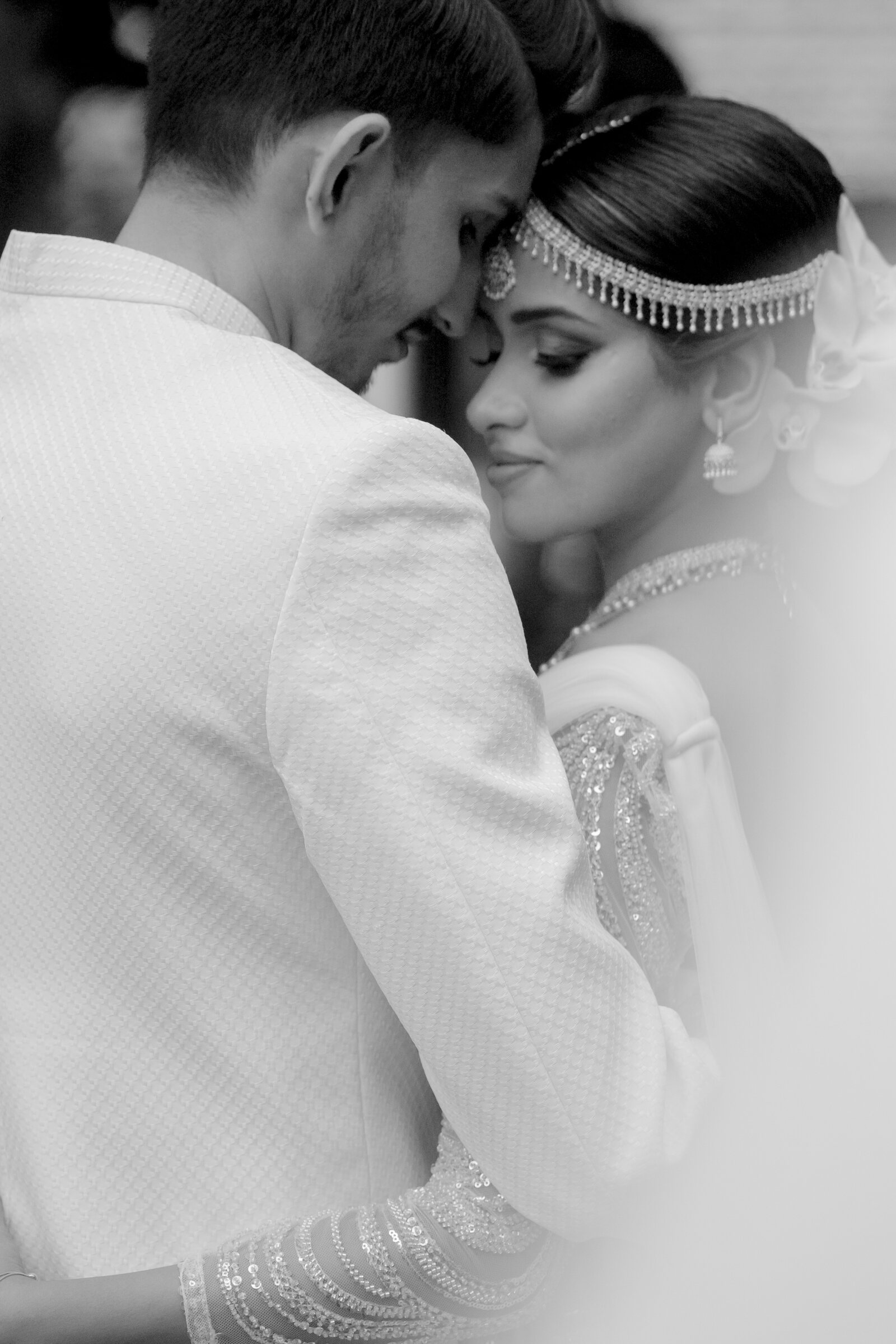 Dinuri & Akila selected story frame 10