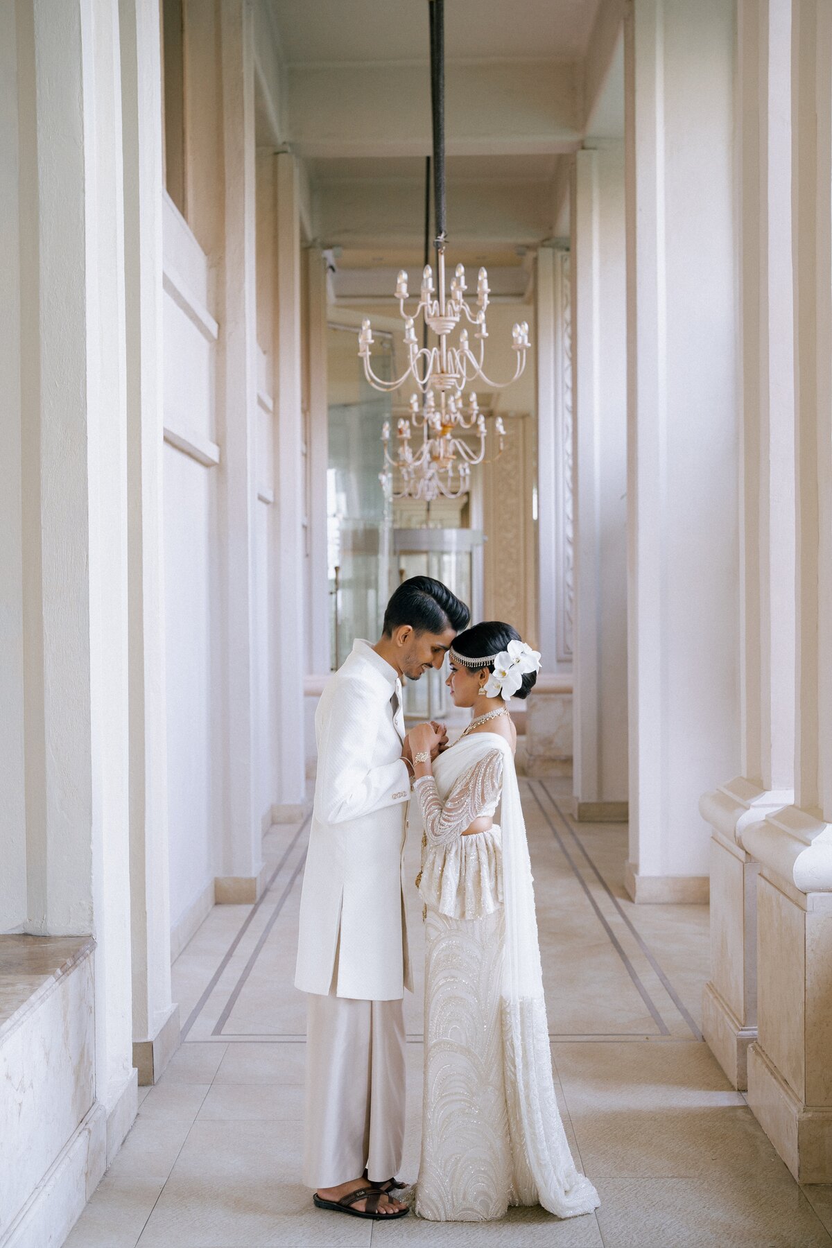 Dinuri and Akila portrait