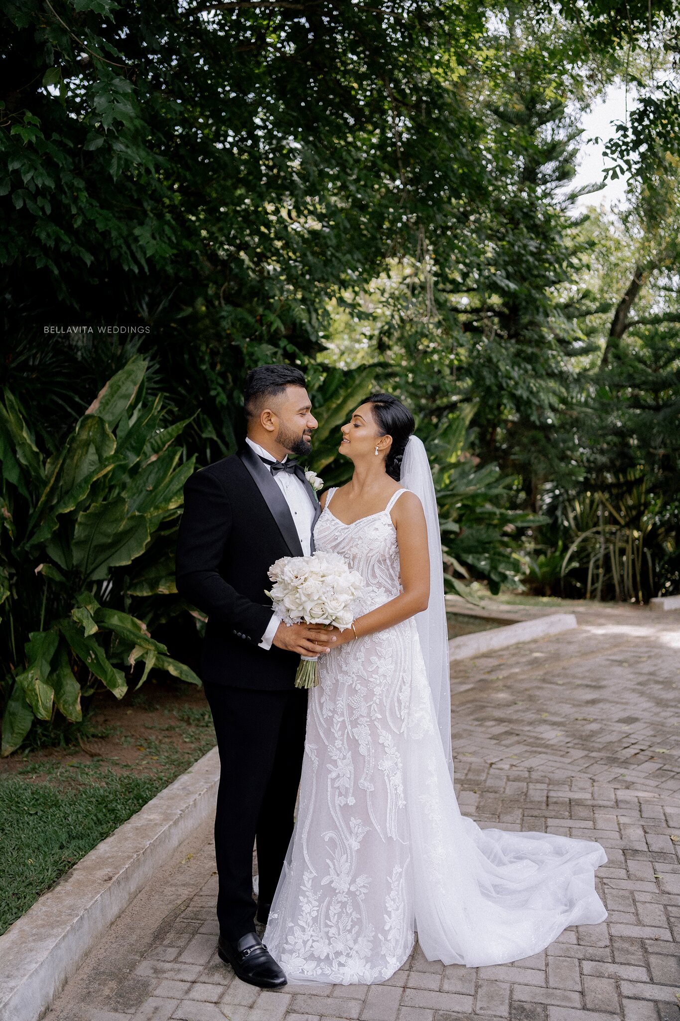 Ravindi & Tharuka selected story frame 2