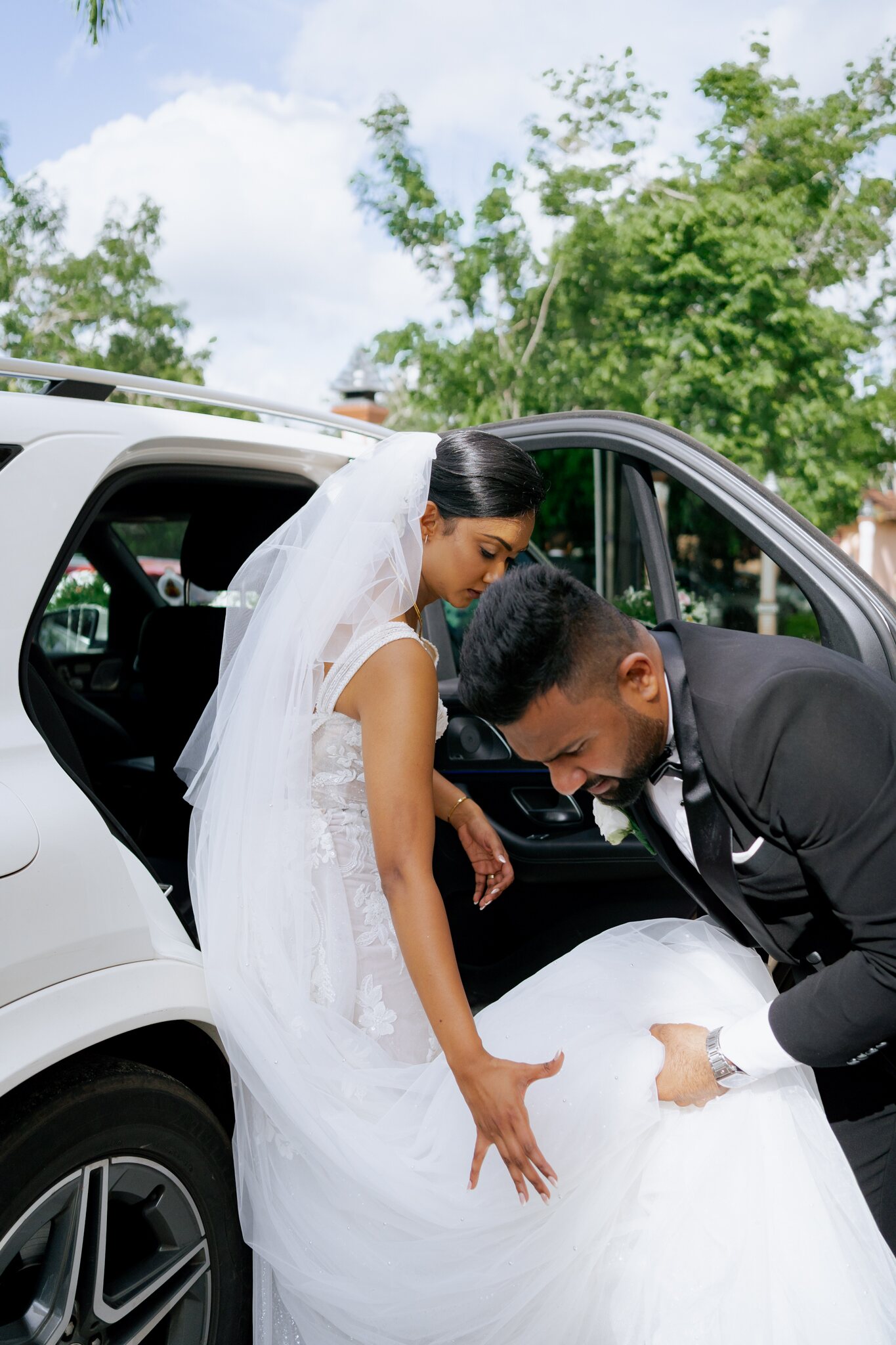 Ravindi & Tharuka selected story frame 6