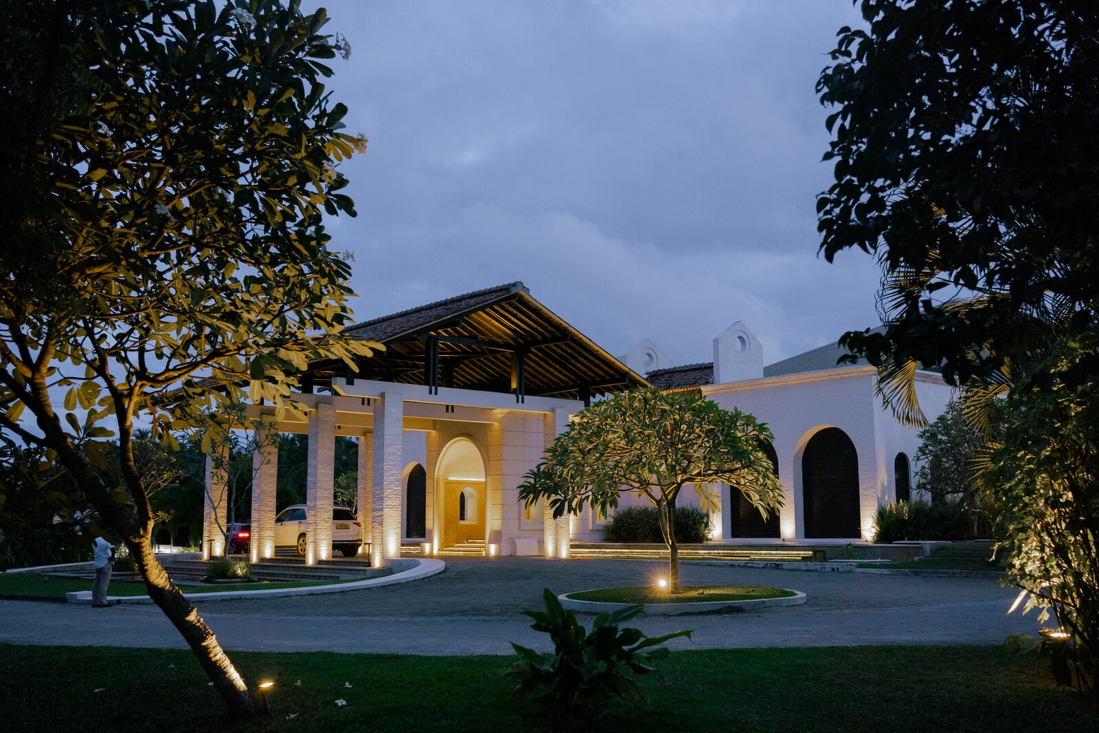 Ravindi & Tharuka selected story frame 11